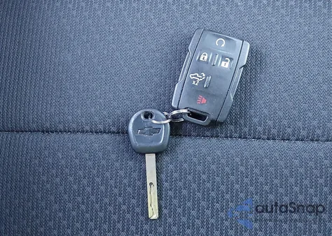 2020 Chevrolet Silverado 1500 2Wd Double Cab Standard Bed Custom from USA, damaged, VIN 1GCRWBEKXLZ312774